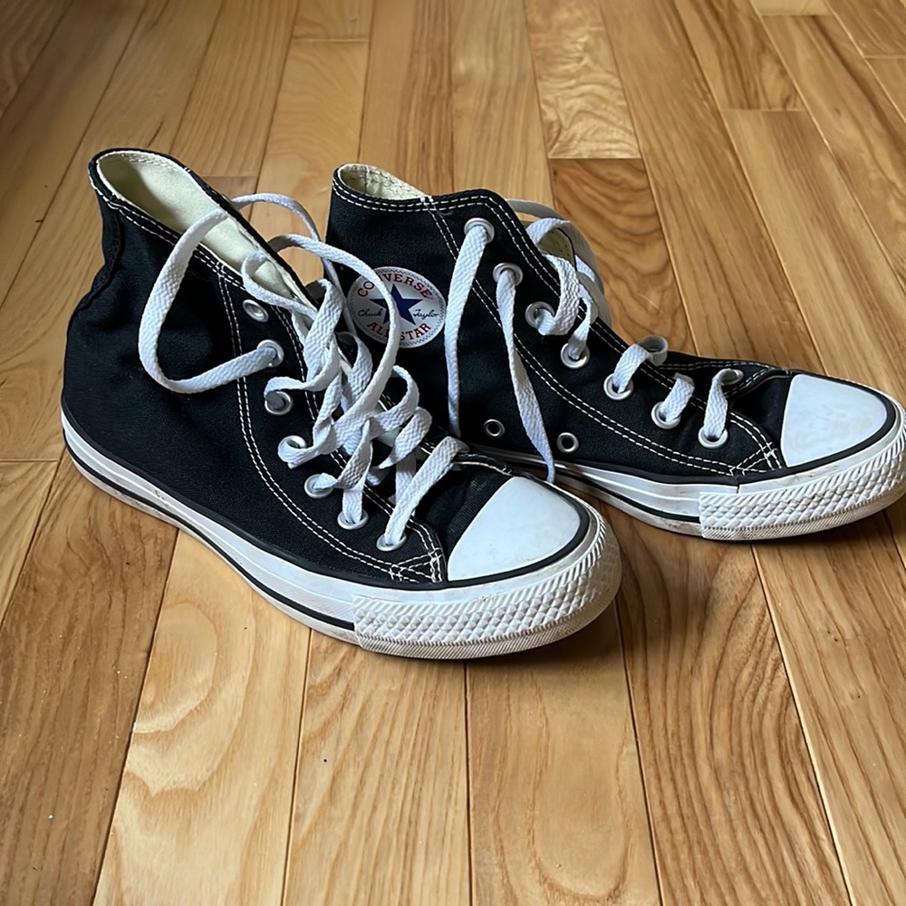 black high-top converse